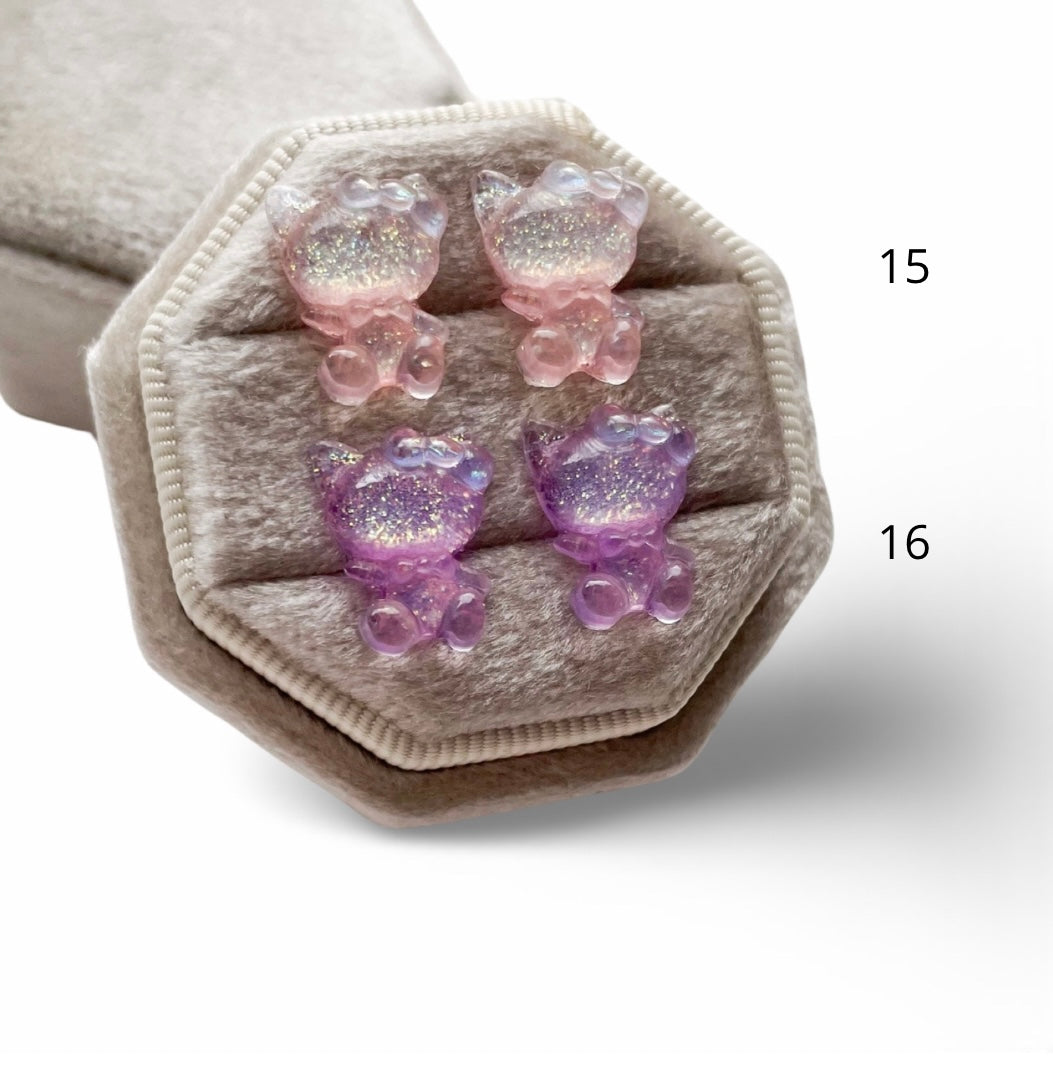 Character - Earrings