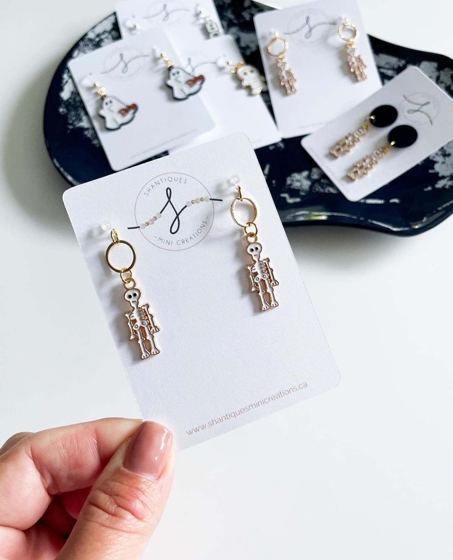 Dangle Earrings - Halloween Skeletons