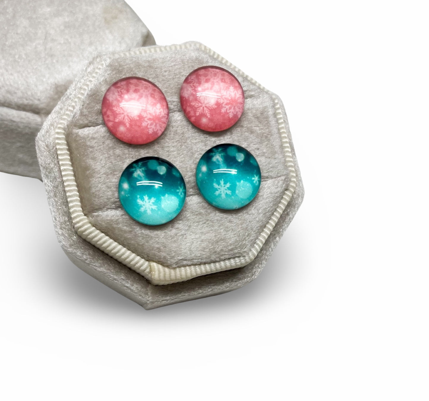 Earrings - Holiday Snowflakes