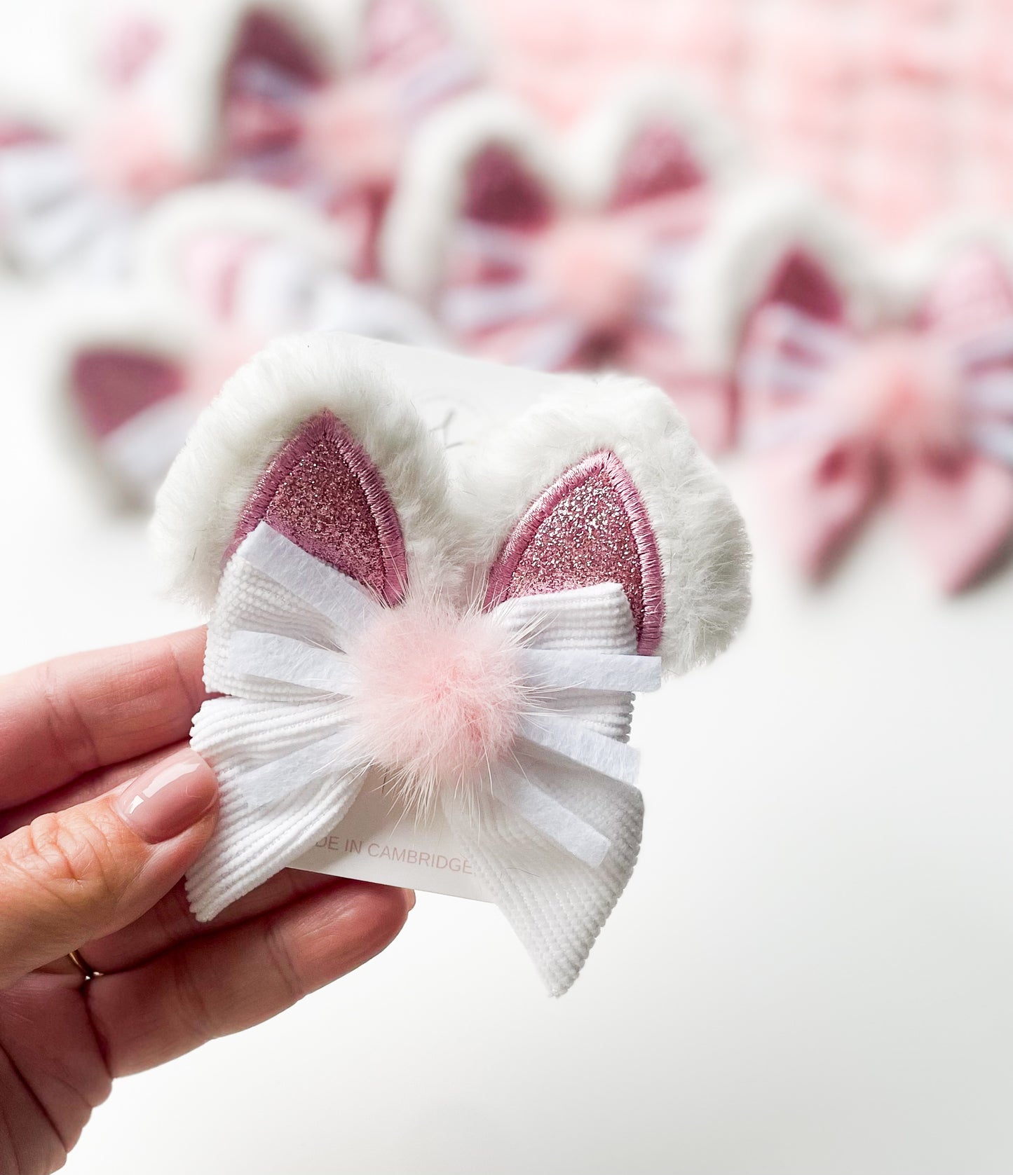 Non Slip Clip Bows - Kitty