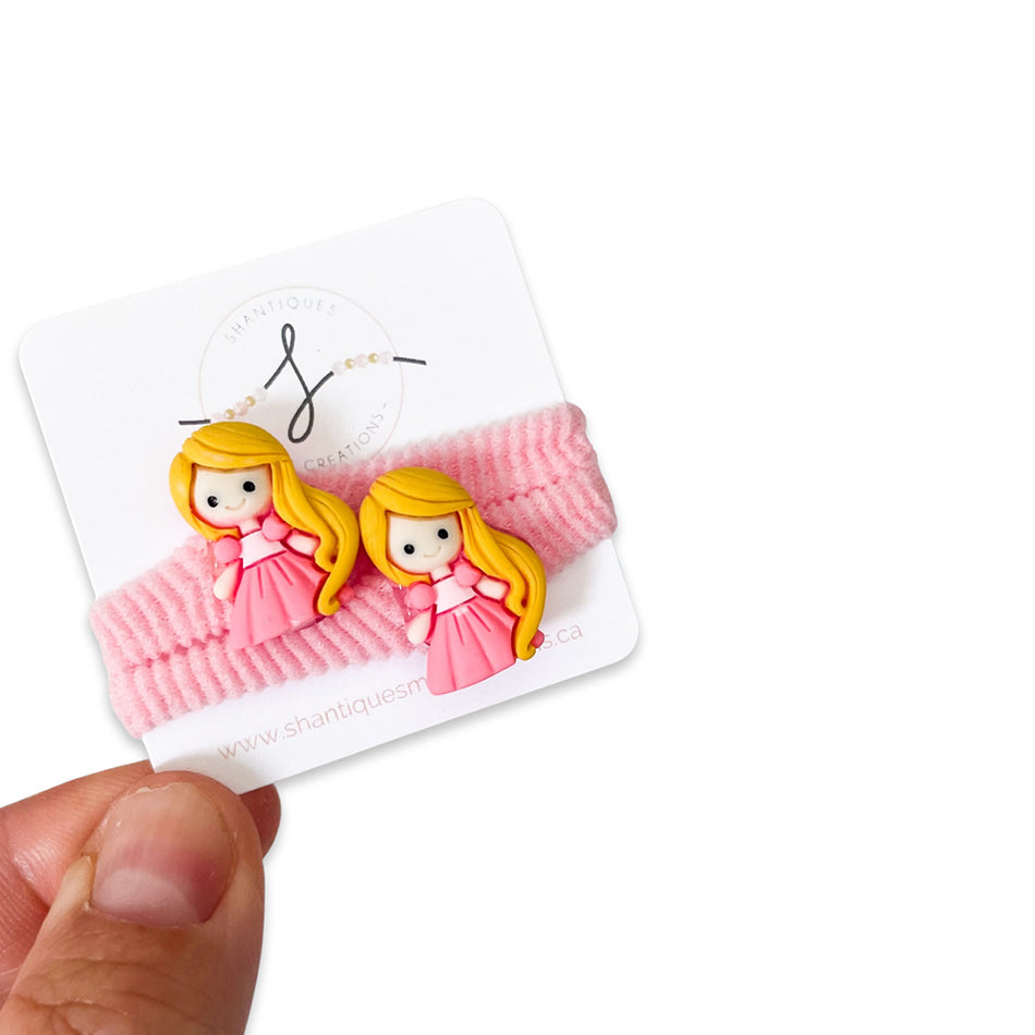 Character - Piggy Ties