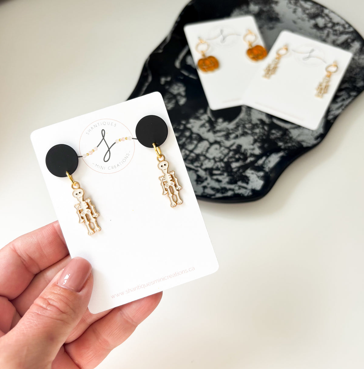 Dangle Earrings - Halloween Skeletons