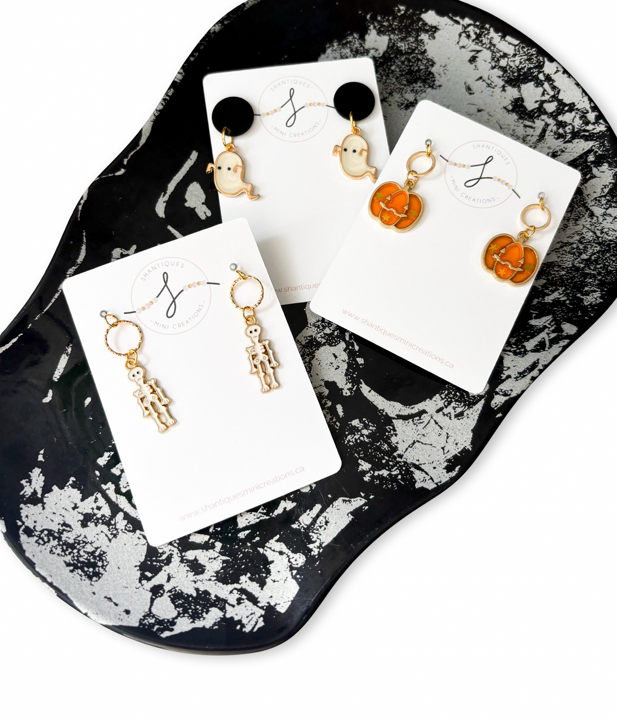 Dangle Earrings - Halloween Skeletons