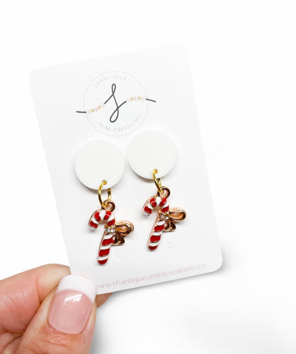 Traditional Christmas - Dangle Earrings