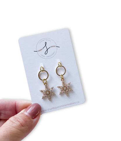 Dangle Earrings - Holiday Snowflakes