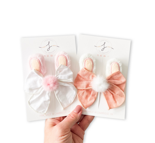 Non Slip Clip Bows - SomeBUNNY Loves You